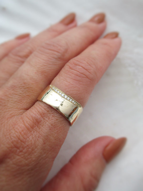 Trail White Diamond 9mm Ring