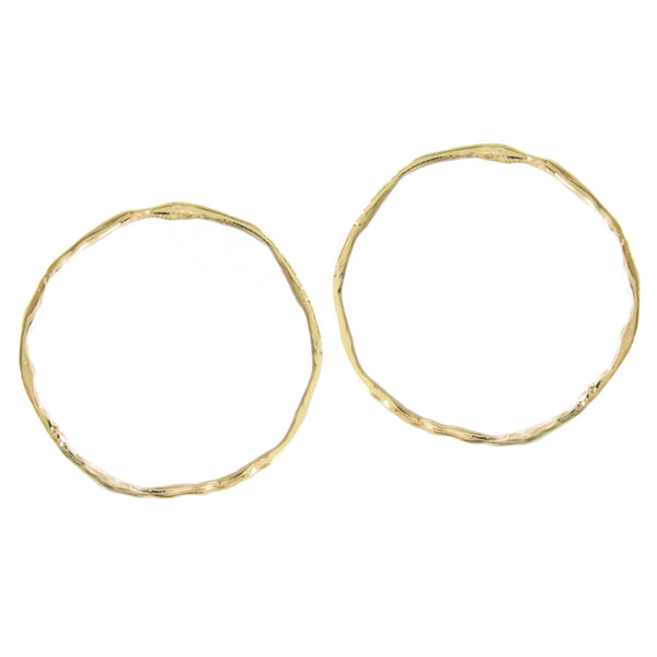 Full circle outlet hoop earrings