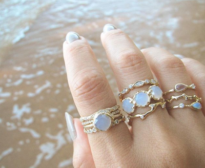Haku_lei_Chalcedony_Ring.
