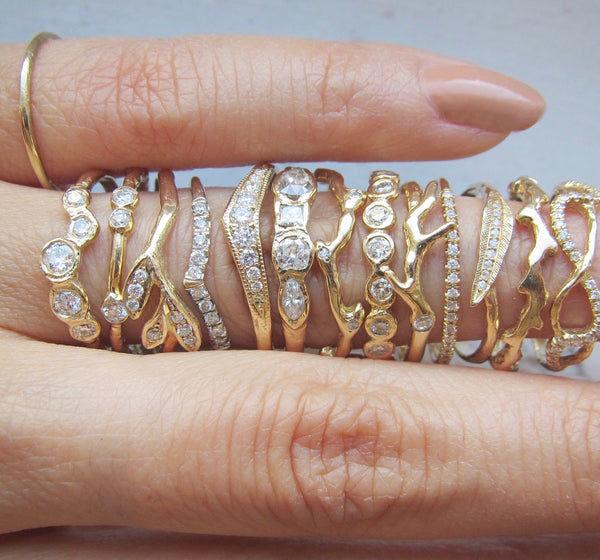 14k Gold Effervescence Diamond Ring on Woman's Hand.